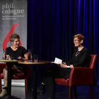 phil.cologne 2018: Svenja Flaßpöhler (l.) und Eva von Redecker © Ast/Juergens