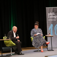 phil.cologne 2022: 09.06. Was Politiker nicht sagen. Mit Gregor Gysi. Mod.: Marie-Christine Knop ©Ast/Juergens