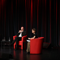 phil.cologne 2022: 11.06. Zwischen Krieg und Frieden – mehr Pazifismus wagen? Mit Barbara Bleisch, Thomas Kater und Katja Riemann ©Ast/Juergens