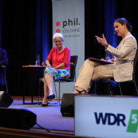 phil.COLOGNE 2023: 10.06.: Nachhaltigkeit im Kapitalismus: Geht das? Mit Ulrike Herrmann und Sighard Neckel ©Ast/Juergens