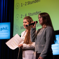 phil.COLOGNE 2026: 11.06. #lassmadenken: Future Skills – klares Denken und souveränes Handeln durch KI. Mit Céleste Spahić und Marinko Spahić © Katja Tauber
