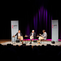 phil.COLOGNE 2026: 09.06. Wer sind wir? Joschka Fischer und Jörg Lau über den Westen und Deutschlands neue Rolle in der Weltordnung Mod.: Alexander Görlach © Katja Tauber