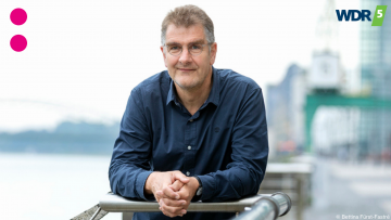 WDR 5 Philosophie spezial – Denken, das ansteckt „Erkenne dich selbst“ – wofür wir verantwortlich sind. Mit u.a. Aleida Assmann, Susanne Boshammer, Kersten Reich, Gert Scobel, Volker Sommer, Daniel Strassberg, und Eva Weber-Guskar